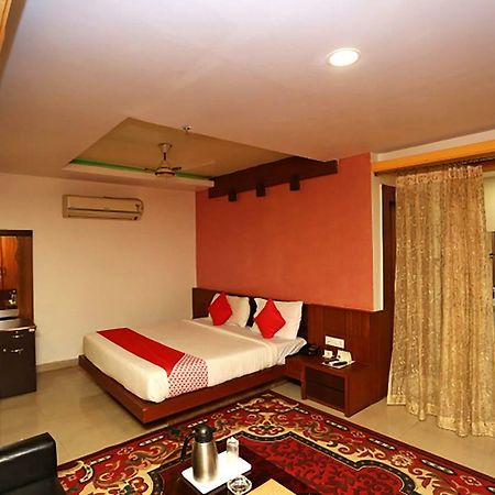 Oyo 38191 Dayal Residency Hotel Jajpur ภายนอก รูปภาพ