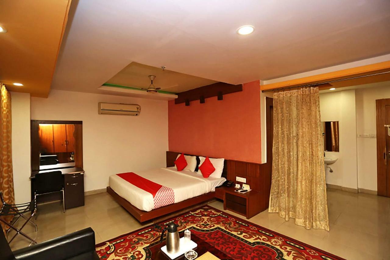 Oyo 38191 Dayal Residency Hotel Jajpur ภายนอก รูปภาพ